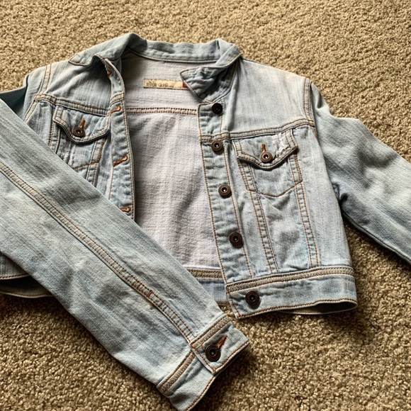 CROPPED DENIM JACKET - Picture 1 of 3